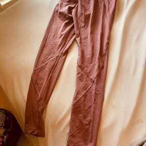 PINK sport leggings in pink